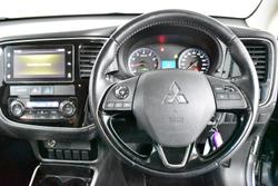 2017 Mitsubishi Outlander ES