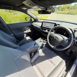 2025 Lexus UX 300h Sport Luxury