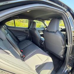 2025 Lexus UX 300h Sport Luxury