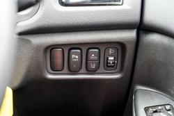 2024 Mitsubishi ASX ES