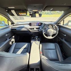 2018 Lexus UX 250h Luxury