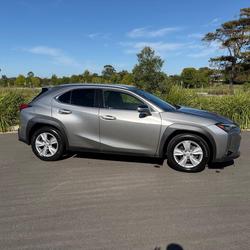 2018 Lexus UX 250h Luxury