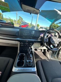 2023 Kia Carnival S