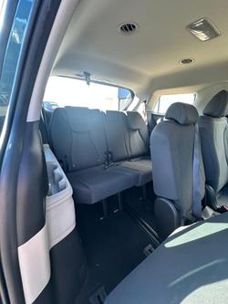 2023 Kia Carnival S