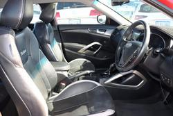 2013 Hyundai Veloster SR Turbo