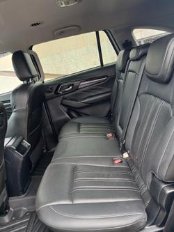 2023 Isuzu MU-X LS-T