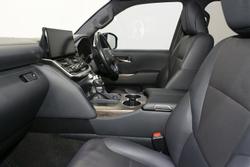 2024 Toyota Landcruiser VX