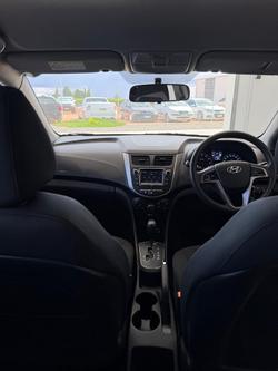 2017 Hyundai Accent Active