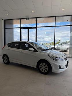 2017 Hyundai Accent Active