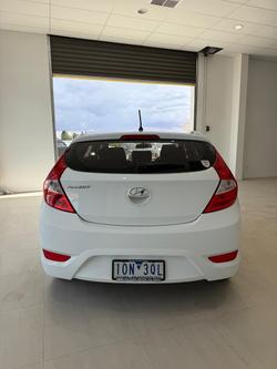 2017 Hyundai Accent Active