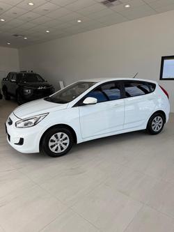 2017 Hyundai Accent Active