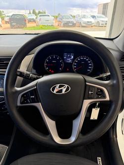 2017 Hyundai Accent Active