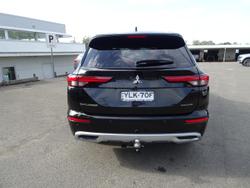 2022 Mitsubishi Outlander Exceed Tourer