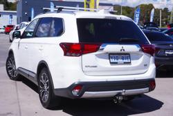 2016 Mitsubishi Outlander LS Safety Pack