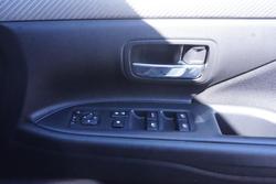 2016 Mitsubishi Outlander LS Safety Pack