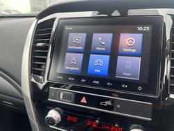 2022 Mitsubishi Pajero Sport Exceed