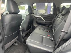 2022 Mitsubishi Pajero Sport Exceed