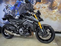 2025 Suzuki GSX-S1000 BLACK