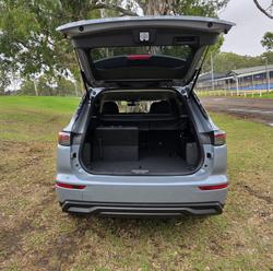 2025 Mitsubishi Outlander LS