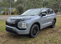 2025 Mitsubishi Outlander LS