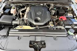 2022 Nissan Navara SL