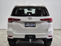 2022 Toyota Fortuner GX