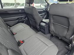 2025 Ford Everest Ambiente