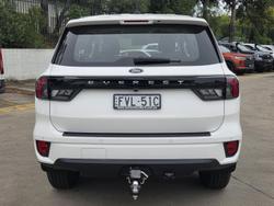 2025 Ford Everest Ambiente