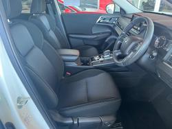 2023 Mitsubishi Outlander ES