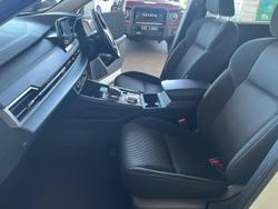 2023 Mitsubishi Outlander ES