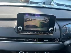 2023 Mitsubishi Outlander ES