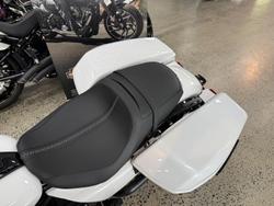 2025 Harley-Davidson Street Glide 117 (FLHX) Touring White