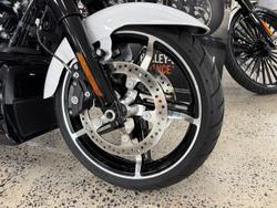 2025 Harley-Davidson Street Glide 117 (FLHX) Touring White