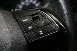 2020 Mitsubishi Outlander LS