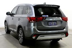 2020 Mitsubishi Outlander LS
