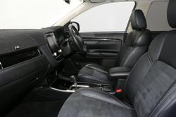 2020 Mitsubishi Outlander LS