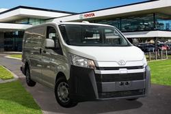 2022 Toyota Hiace