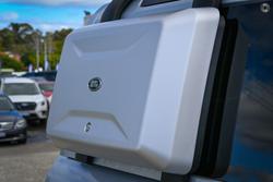 2021 Land Rover Defender 90 D200