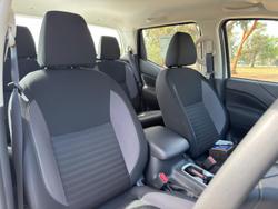 2025 Nissan Navara SL