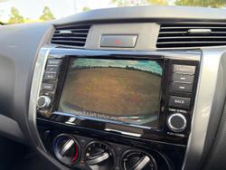 2025 Nissan Navara SL