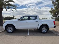 2025 Nissan Navara SL