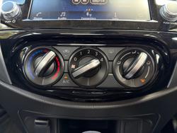 2025 Nissan Navara SL