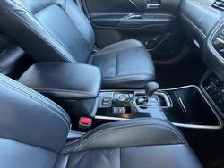 2020 Mitsubishi Outlander Exceed