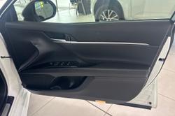 2020 Toyota Camry Ascent Sport Hybrid