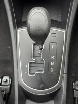 2014 Hyundai Accent Active