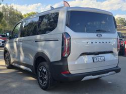 2025 Ford Tourneo Active