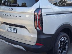 2025 Ford Tourneo Active