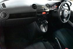 2013 Mazda 2 Neo Sport