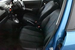 2013 Mazda 2 Neo Sport