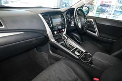 2022 Mitsubishi Pajero Sport GLX